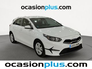 Kia Ceed 1.6 MHEV iMT Drive 100 kW (136 CV)