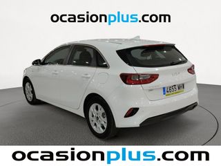Kia Ceed 1.6 MHEV iMT Drive 100 kW (136 CV)