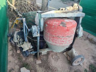 Vendo Maquinaria y Herramientas de Construcción 