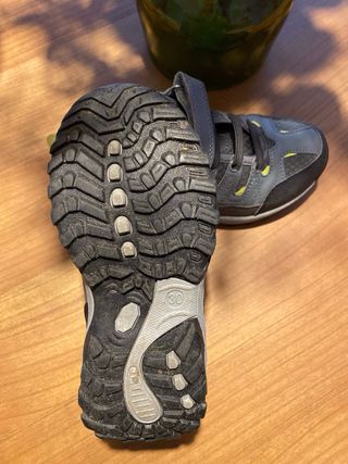 Zapatillas trekking niño Talla 30