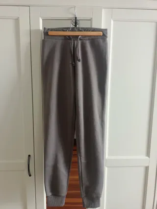 Pantalón chándal nuevo talla 2XS