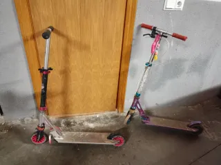 Patinete infantil plateado y rosa