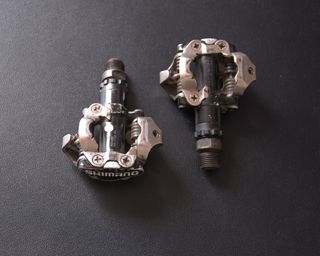 Pedales Shimano PD-M520 L