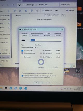 Ordenador completo con pantalla y teclado