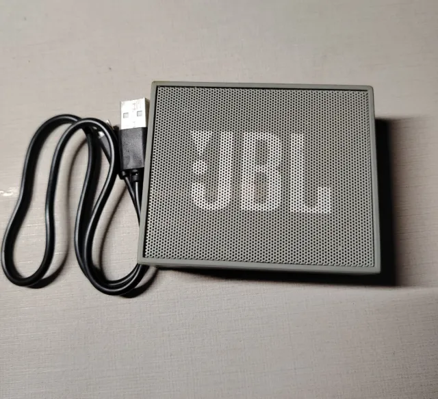 Altoparlante Bluetooth JBL Grigio