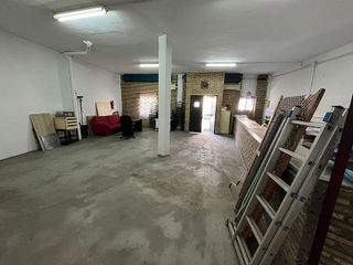 Local comercial en venta en Vista Azul - Consolación en Dos Hermanas