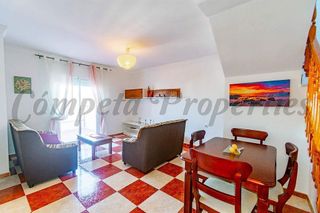 Casa adosada en venta en Canillas de Albaida