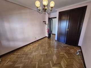 Piso en venta en Pº Zorrilla - Cuatro de Marzo en Valladolid