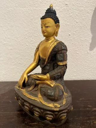Buda Shakyamuni tibetano bronce
