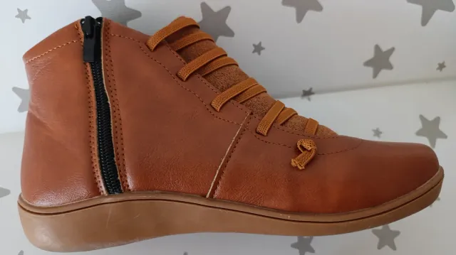 Botines marrones talla 40 con cremallera