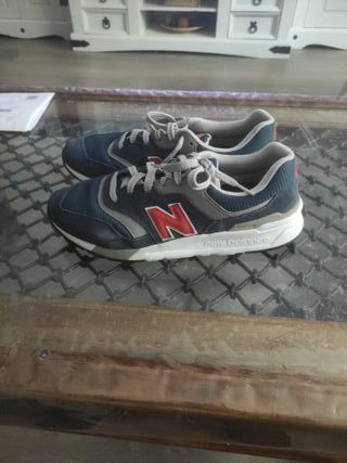 New Balance 997H Talla 42.5.
