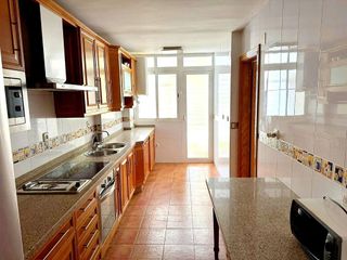 Piso en venta en La Carihuela en Torremolinos