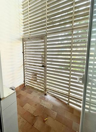 Piso en venta en La Carihuela en Torremolinos
