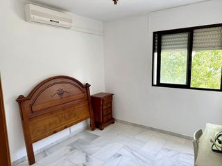 Piso en venta en La Carihuela en Torremolinos