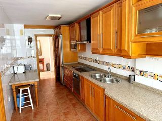 Piso en venta en La Carihuela en Torremolinos