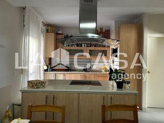 Casa adosada en venta en Montequinto en Dos Hermanas