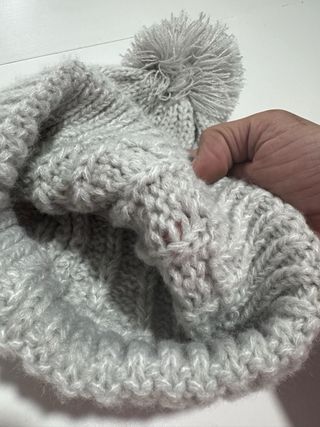 Berretto lana con brillantini grigio/argento