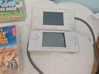 Nintendo DS Lite Blanca con Juegos