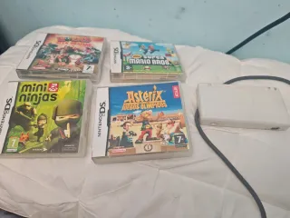 Nintendo DS Lite Blanca con Juegos