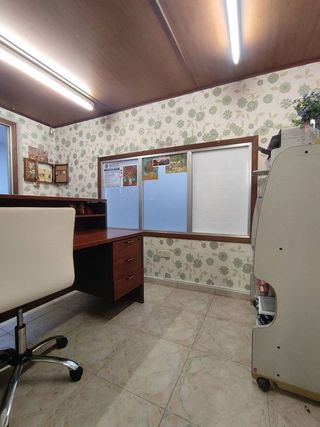 Local comercial en alquiler en Areal – Zona Centro en Vigo