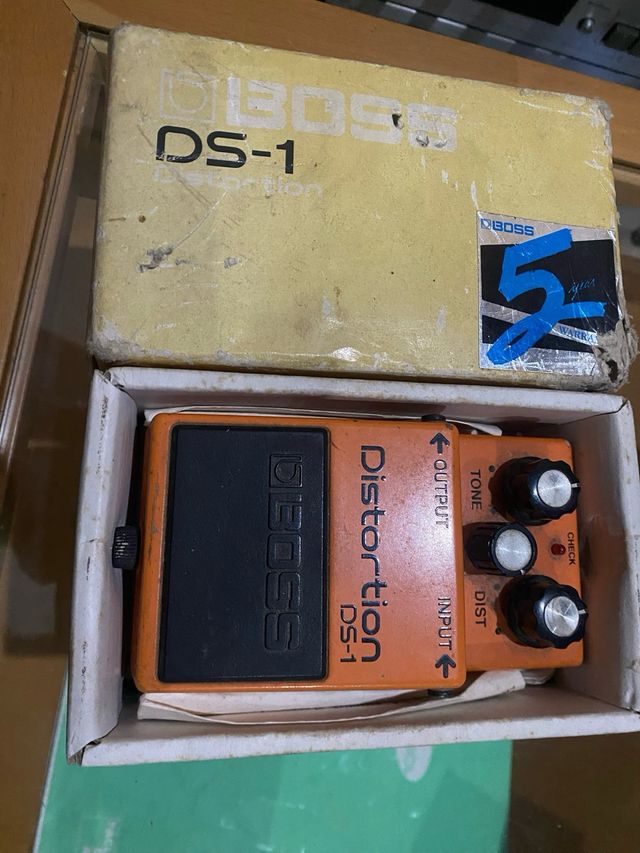 Pedal Distorsión Boss DS-1 año 1988