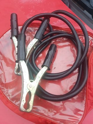 Pinzas para cargar batería de coche