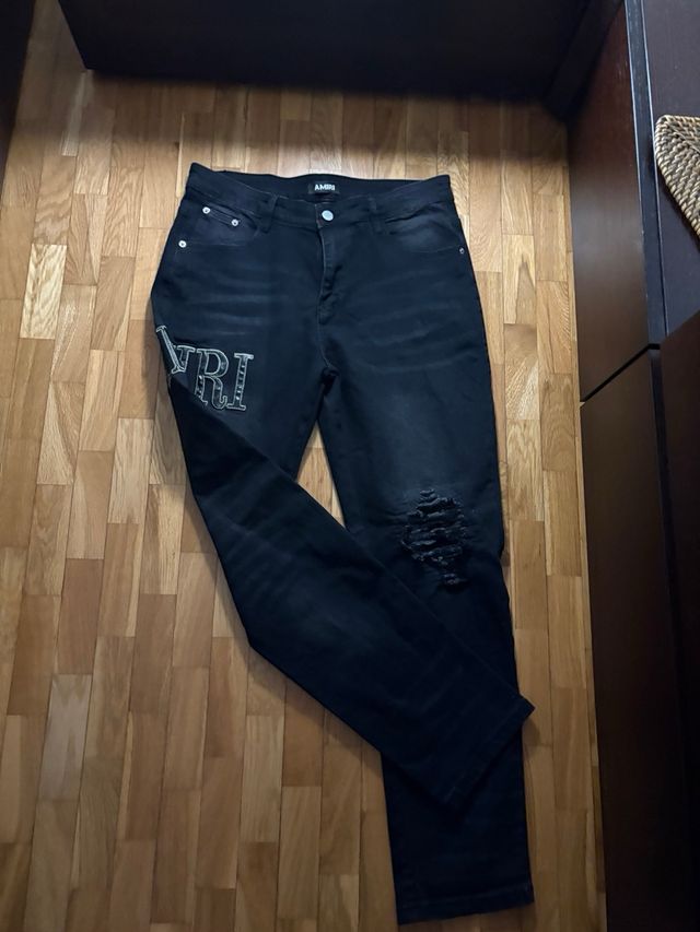 Pantaloni Amiri neri strappati