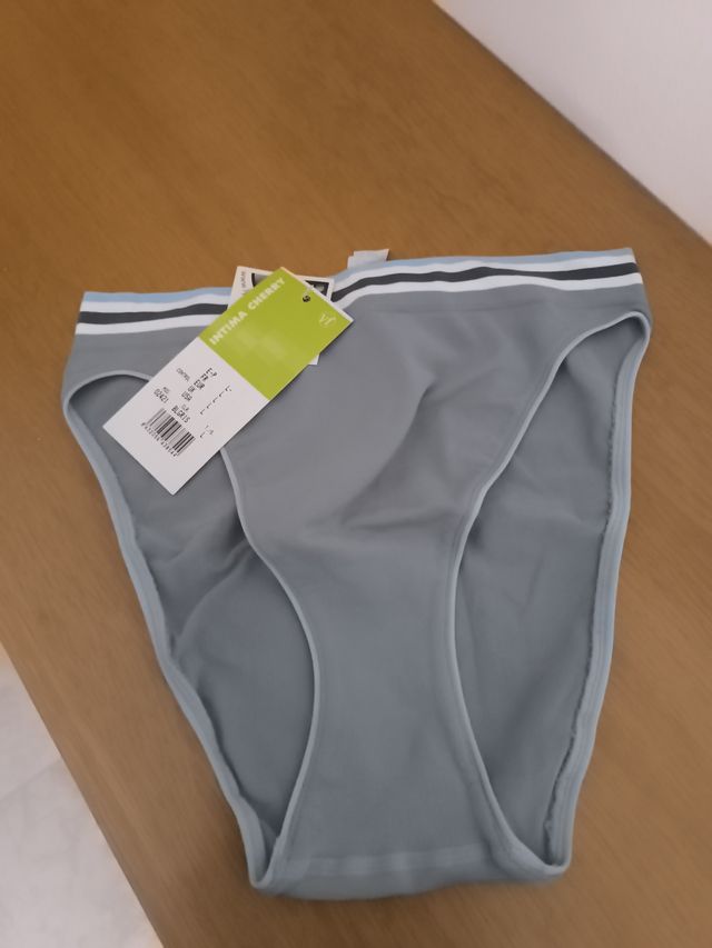 Conjunto deportivo talla L