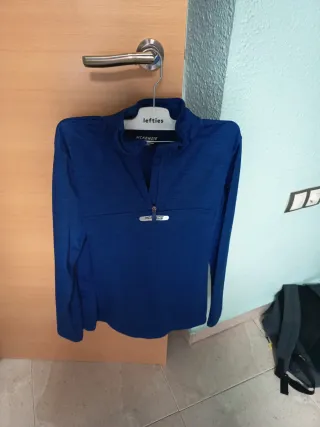 Sudadera McKenzie azul cremallera talla S