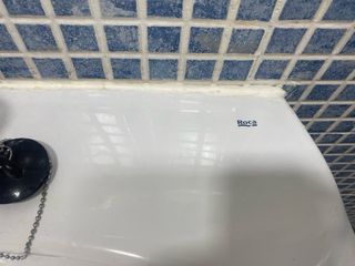 Lavabo Blanco  Marca ROCA 
recoger mañana
