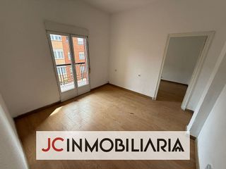 Piso en venta en Delicias en Valladolid