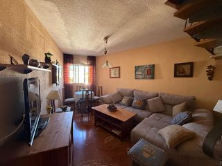 Dúplex en alquiler en Baeza