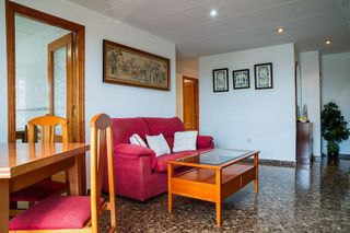 Piso en venta en La Malva-rosa en Valencia