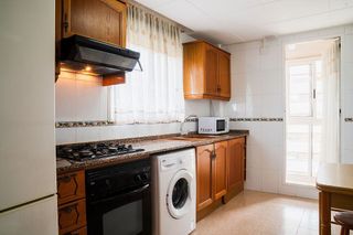 Piso en venta en La Malva-rosa en Valencia