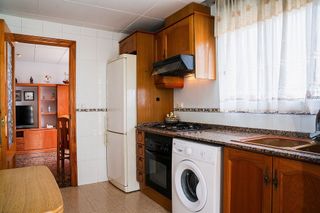 Piso en venta en La Malva-rosa en Valencia