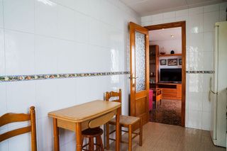 Piso en venta en La Malva-rosa en Valencia