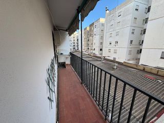 Piso en venta en Ciutat Jardí en Valencia