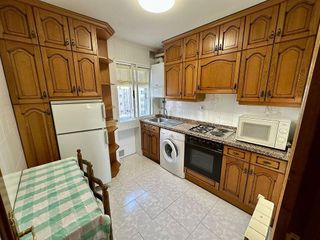 Piso en alquiler en Plaza España - Villa Pilar - Reyes Católicos - Vadillos en Burgos
