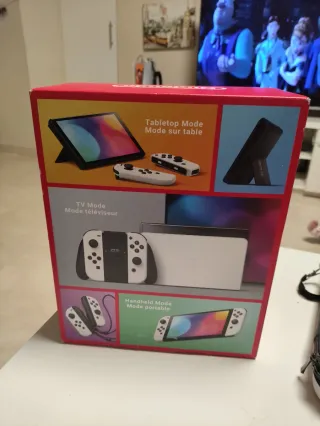 Nintendo Switch OLED Blanca y Negra