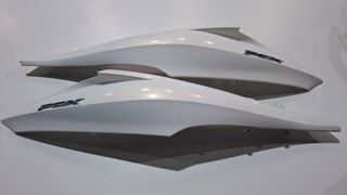 Tapas Laterales Honda PCX 125 Blancas