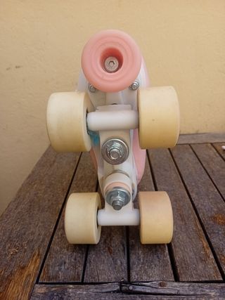 Patines artísticos rosas talla 31
