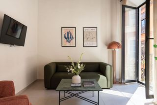 Piso en venta en La Goleta - San Felipe Neri en Málaga