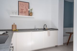 Piso en venta en La Goleta - San Felipe Neri en Málaga