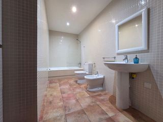 Casa pareada en alquiler en Benahavís