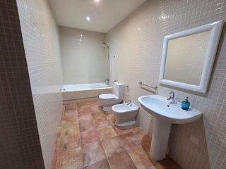 Casa pareada en alquiler en Benahavís