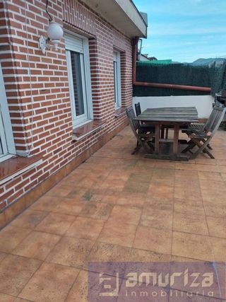 Ático en alquiler en San Pedro de Deusto-La Ribera en Bilbao