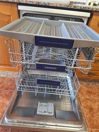 Lavavajillas Siemens iQ300 A++
