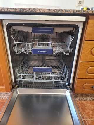 Lavavajillas Siemens iQ300 A++