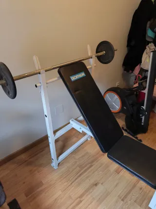 Gimnasio completo interior 