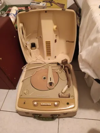 Tocadiscos Picu Beige/Marrón Maleta